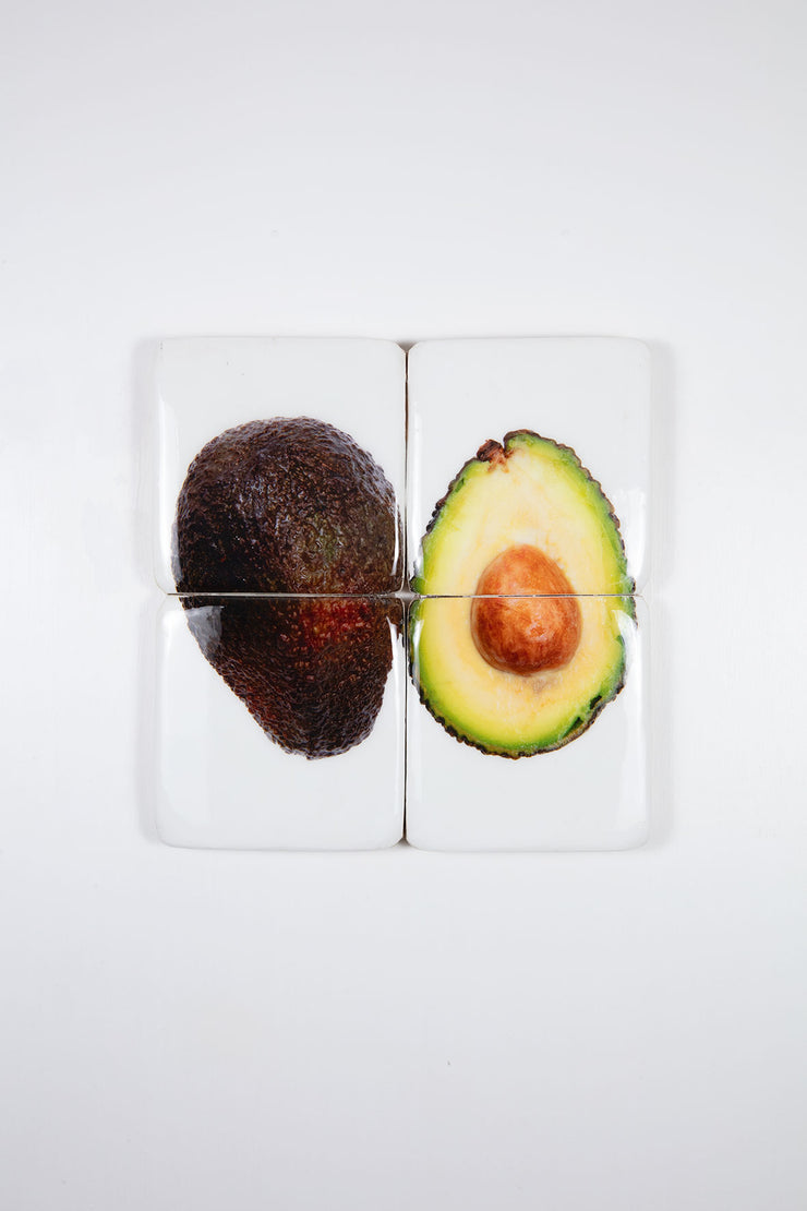 Two cut avocados (40cm x 40cm)